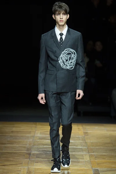 Look 42
